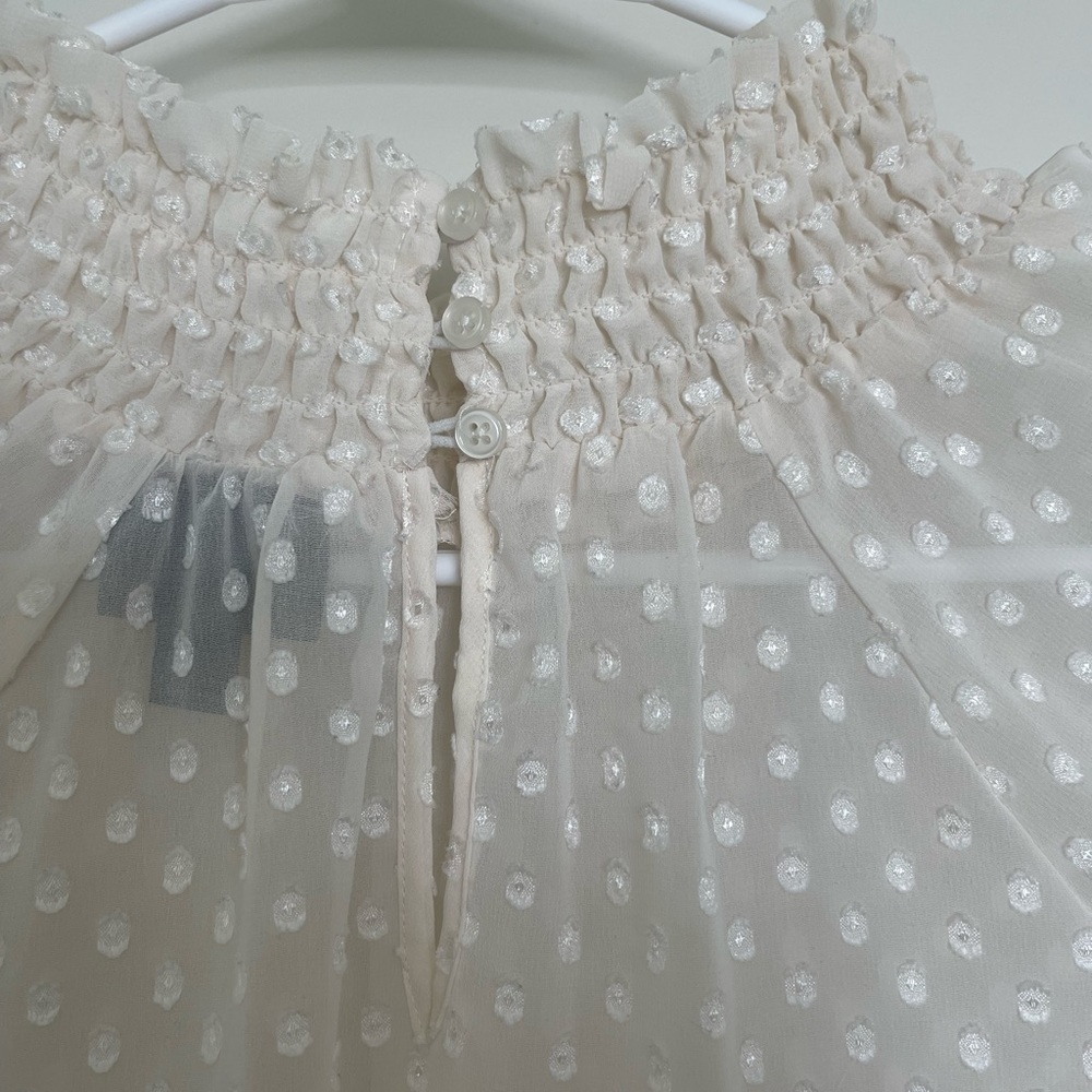 Ivory blouse - Picture 3 of 4